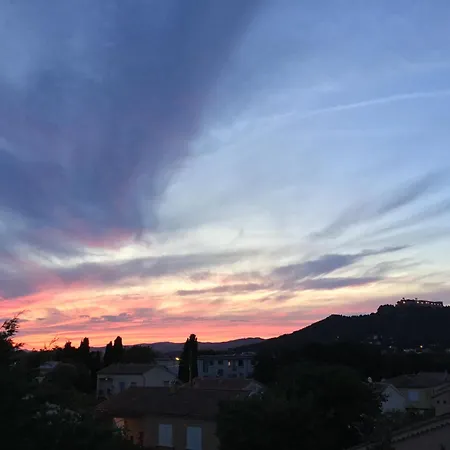 Apartamento La Mascotte-bas De Confort, Jardin Et Terrasse Privee *